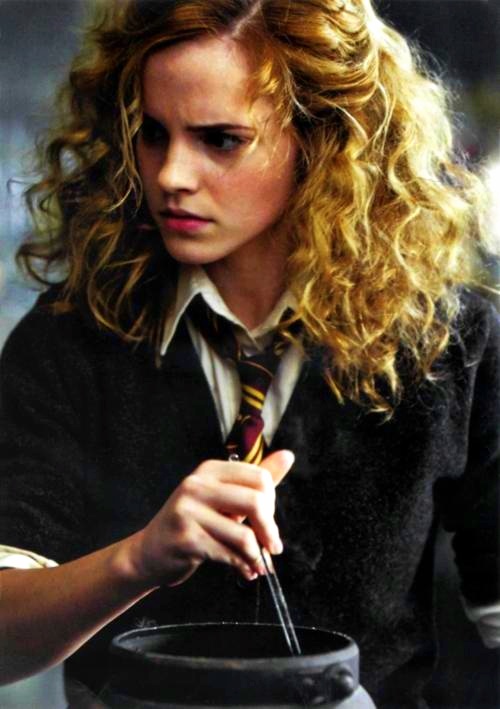 Hermione_granger_potion_lab